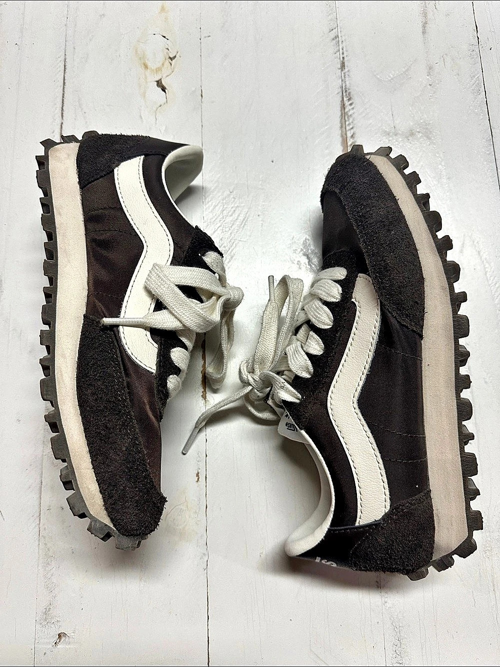 Vans Sport Low Brown and white US 6.5 Sneakers